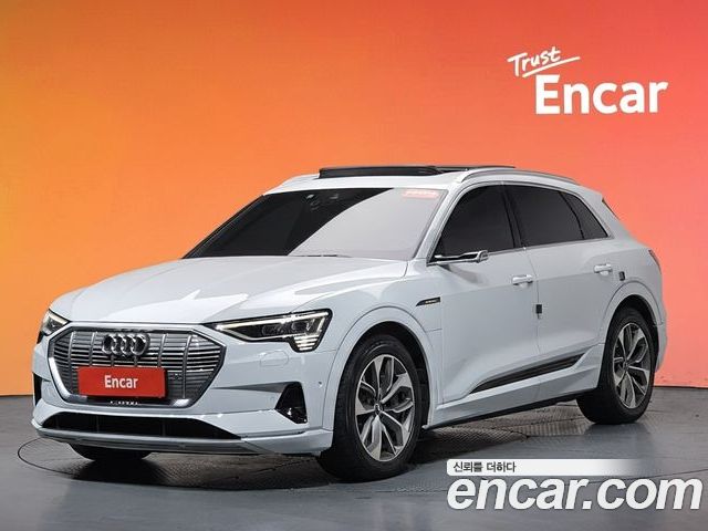 Audi e-tron 2020