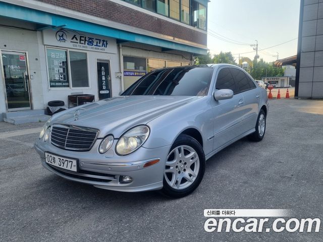 Mercedes-Benz E-Class 2005