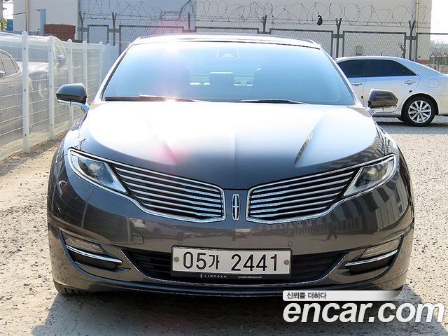 Lincoln MKZ 2015