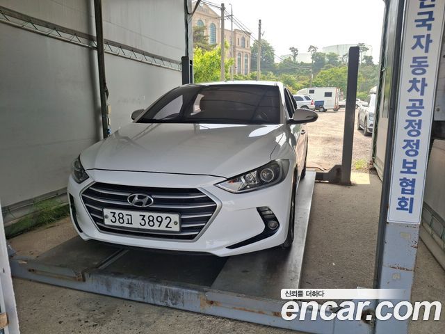 Hyundai AVANTE 2016