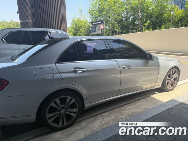 Mercedes-Benz E-Class 2015