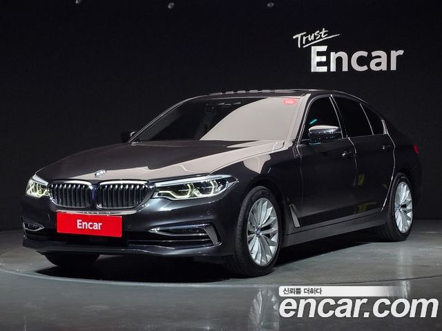 BMW 5-Series 2020