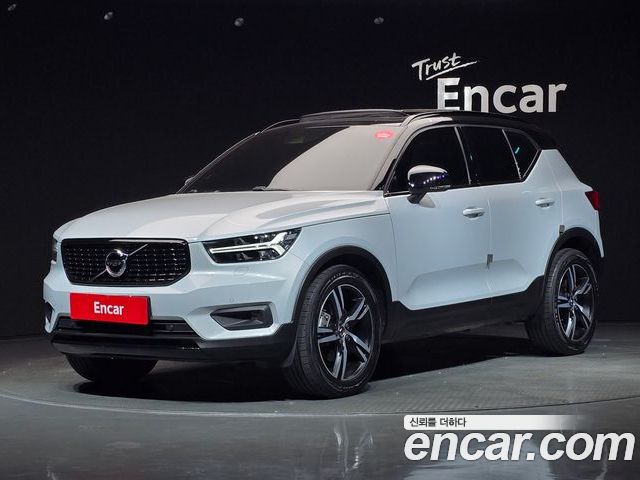 Volvo XC40 2021