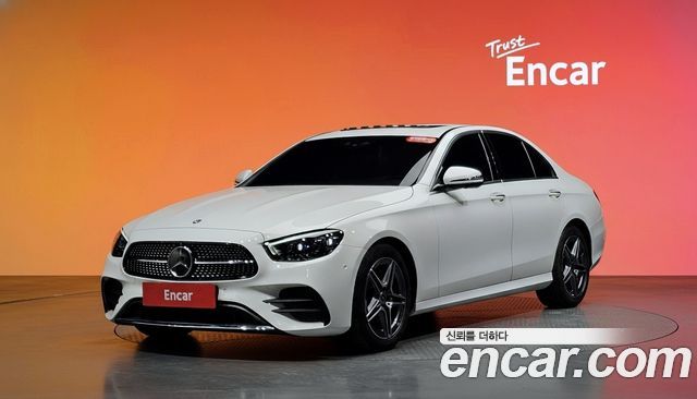 Mercedes-Benz E-Class 2022