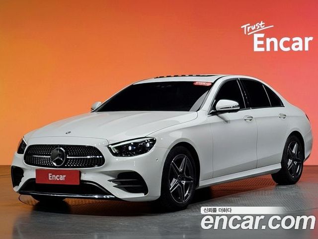 Mercedes-Benz E-Class 2022