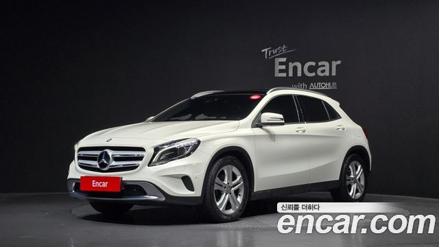 Mercedes-Benz GLA-Class 2016