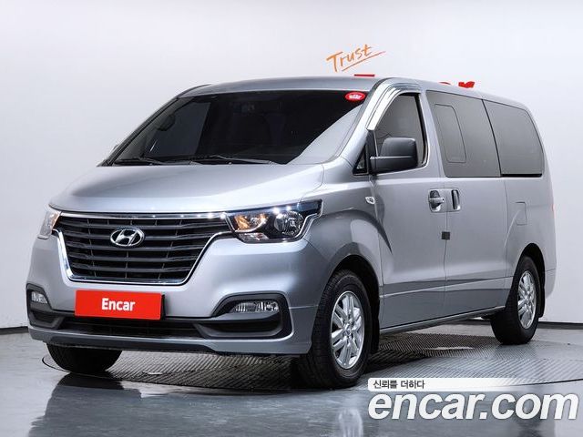 Hyundai Starex 2018