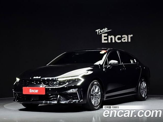 Kia K5 2025