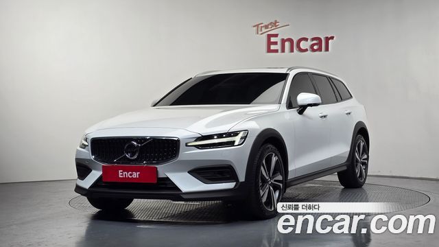 Volvo V60 2021