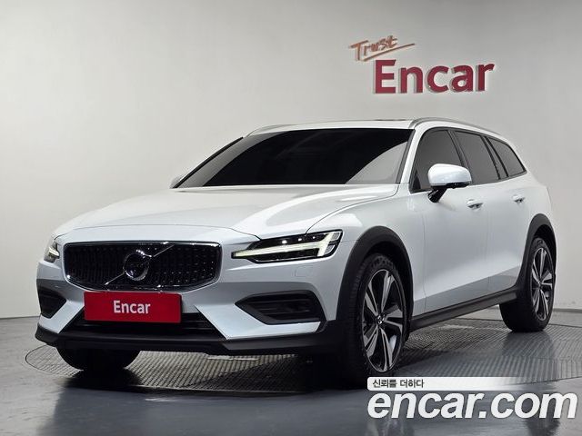 Volvo V60 2021