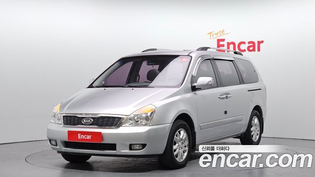Kia Canival 2011