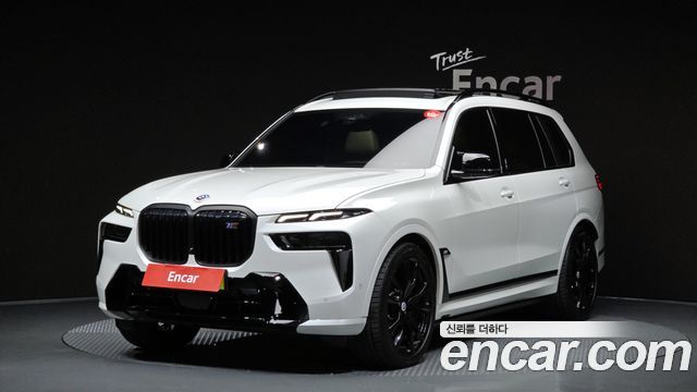 BMW X7 2023