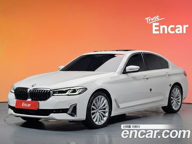 BMW 5-Series 2023