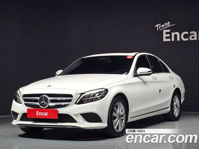Mercedes-Benz C-Class 2020