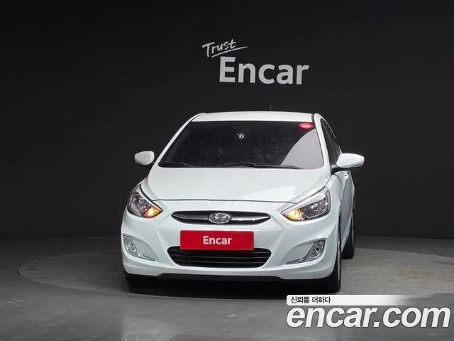 Hyundai Accent 2015