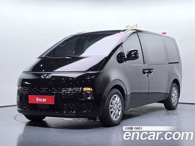 Hyundai Staria 2023