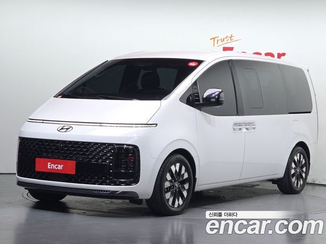 Hyundai Staria 2024