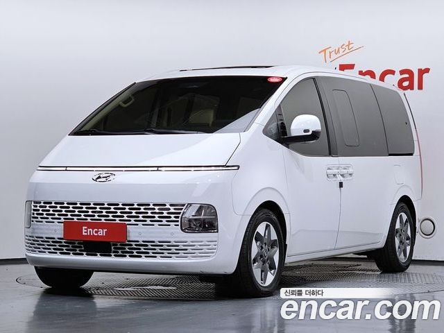 Hyundai Staria 2021