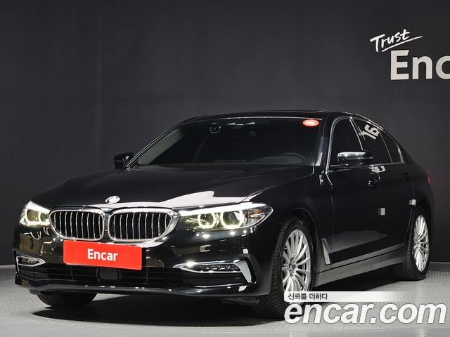 BMW 5-Series 2019