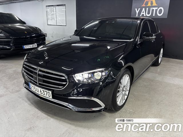 Mercedes-Benz E-Class 2022