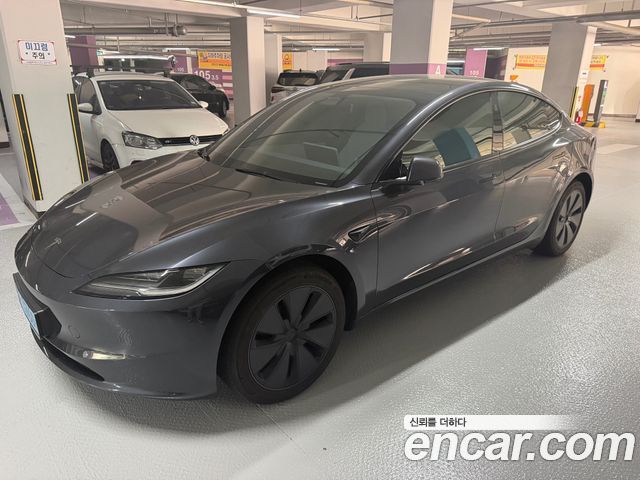 Tesla Model 3 2025