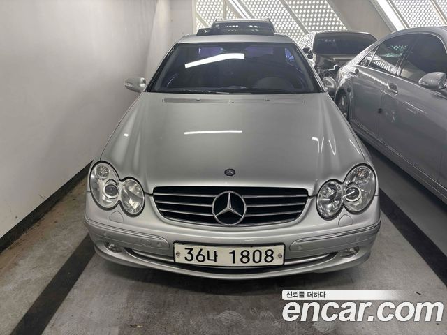 Mercedes-Benz CLK-Class 2004