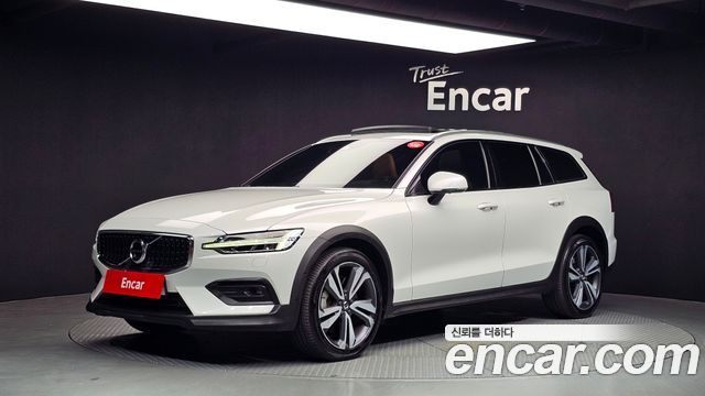 Volvo V60 2020