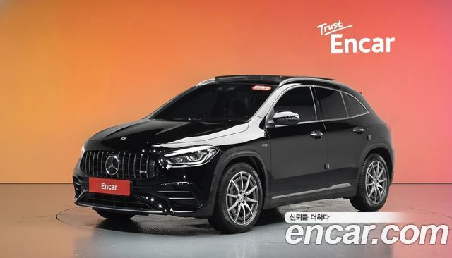 Mercedes-Benz GLA-Class 2021
