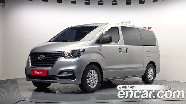 Hyundai Starex 2018
