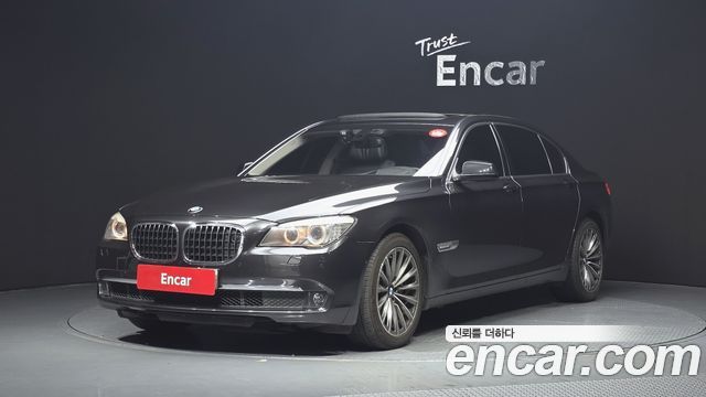 BMW 7-Series 2011