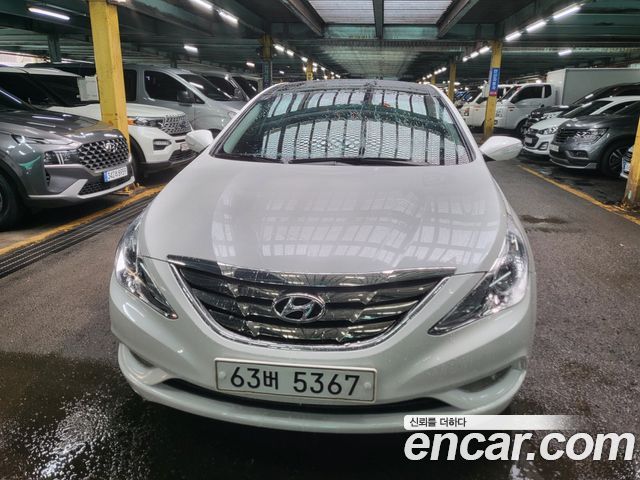 Hyundai Sonata 2010