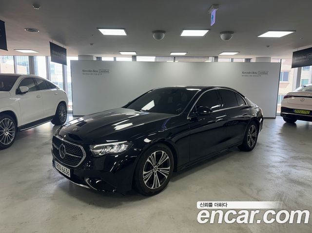 Mercedes-Benz E-Class 2024