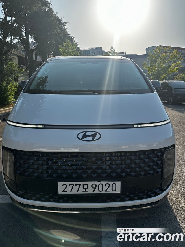 Hyundai Staria 2025