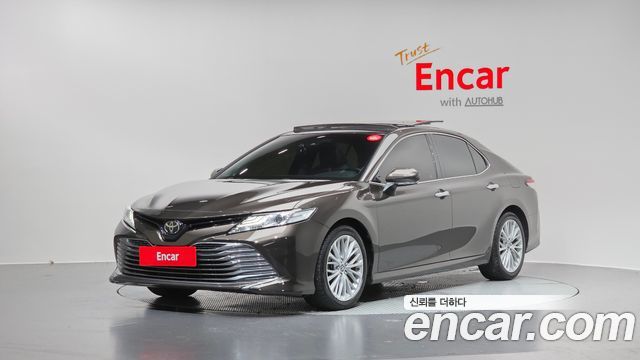 Toyota Camry 2019