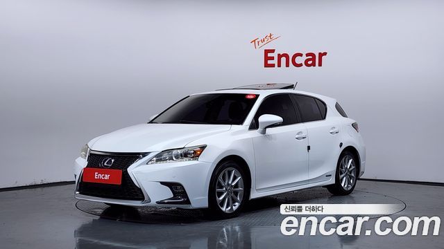 Lexus CT200h 2011