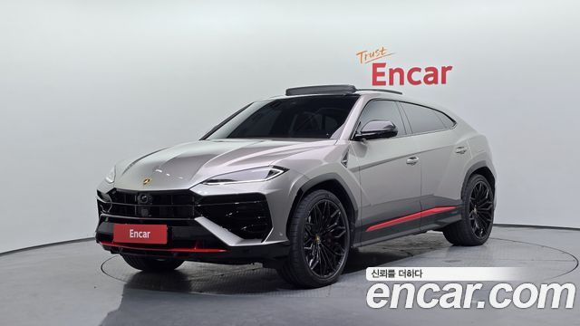 Lamborghini Urus 2025