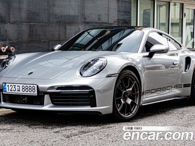 Porsche 911 2025