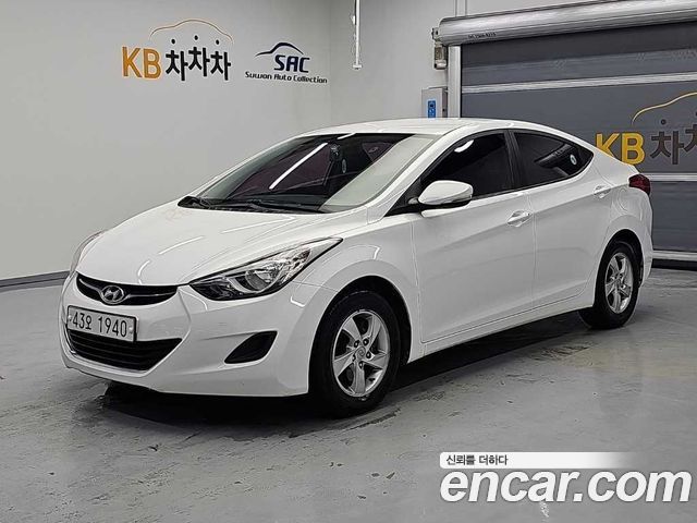 Hyundai AVANTE 2012