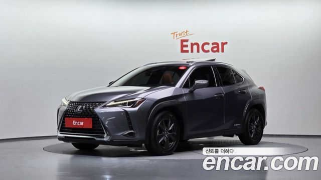 Lexus UX 2019