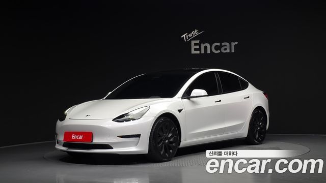 Tesla Model 3 2022