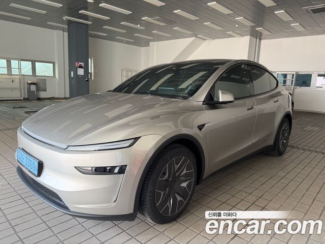 Tesla Model Y 2026