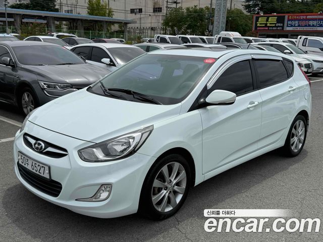 Hyundai Accent 2012