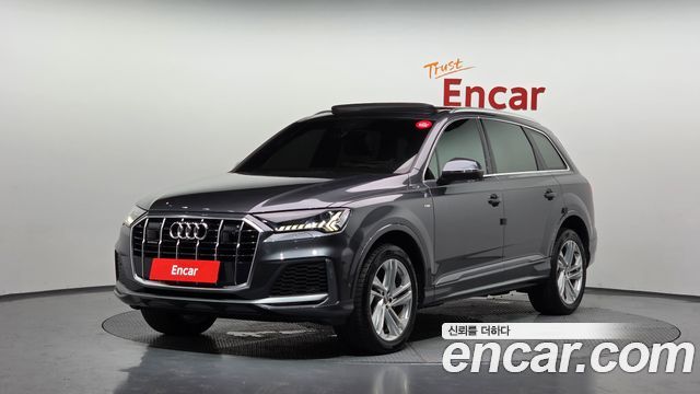 Audi Q7 2021