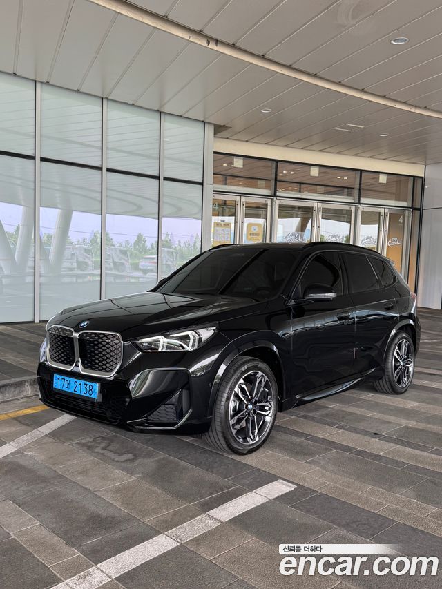 BMW iX1 2026