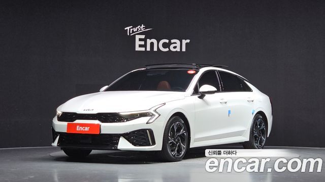 Kia K5 2025