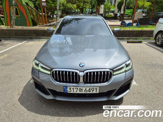 BMW 5-Series 2022