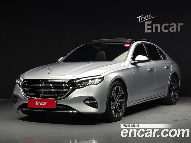 Mercedes-Benz E-Class 2024