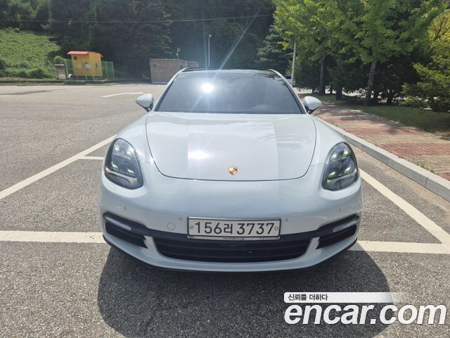 Porsche Panamera 2018