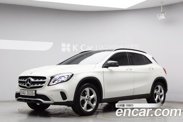 Mercedes-Benz GLA-Class 2017