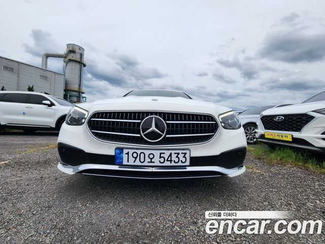 Mercedes-Benz E-Class 2021